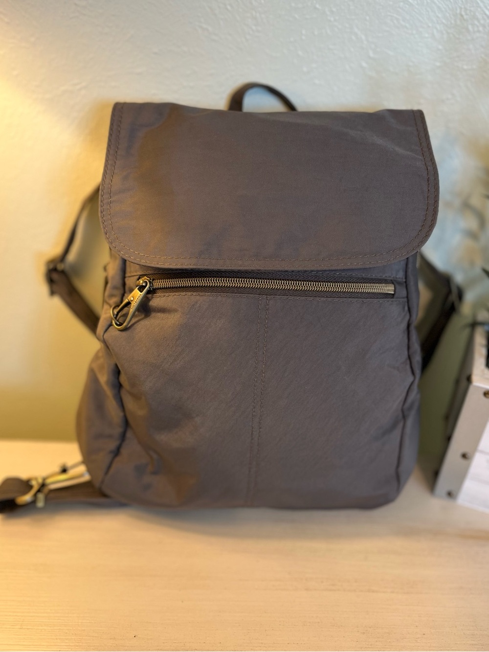 Travelon Anti Theft Signature Slim Backpack in Gray NWOT